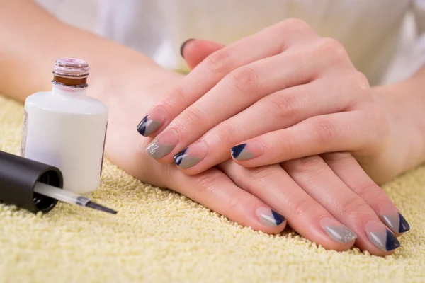 Manicure unghie donna — Foto Stock