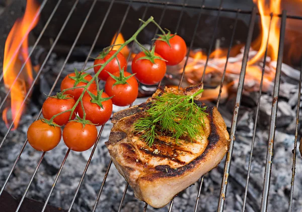 Steki i pomidor Bbq — Zdjęcie stockowe