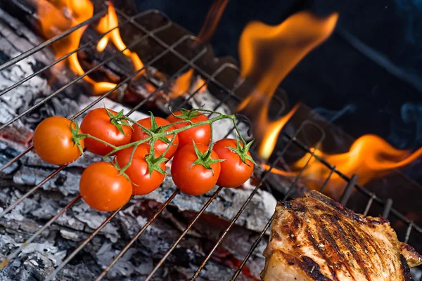 Steak On Grill — Stock Photo, Image