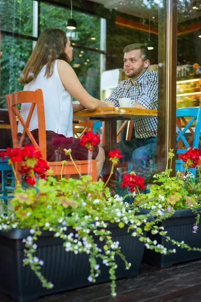 Couple drinking coffee