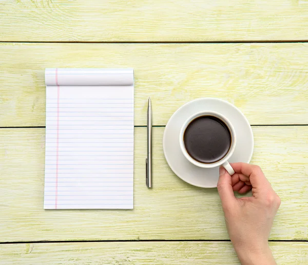 Koffie en notebook — Stockfoto