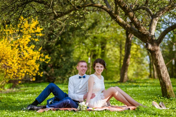 Matrimonio coppia seduta — Foto Stock