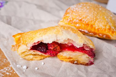 Berry doldurma ile puf