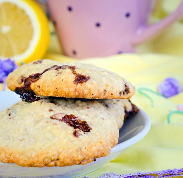 Biscoitos doces em uma mesa — Fotografia de Stock