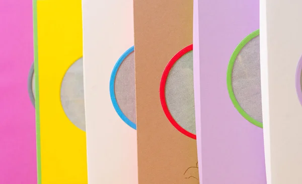 Caixas brilhantemente coloridas — Fotografia de Stock