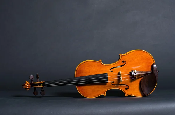 Violin on black background — Stock Photo, Image