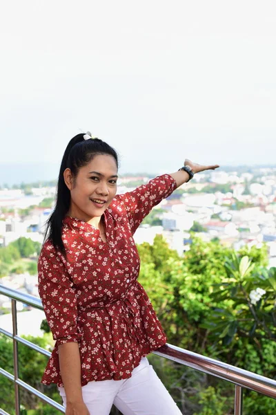 Asian Woman Buddhist Temple — Stock Photo, Image