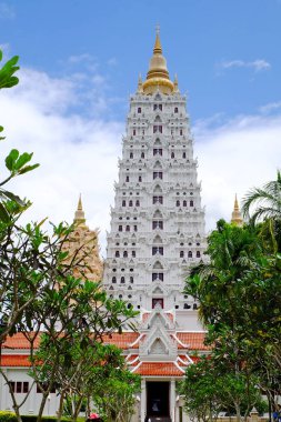 Chonburi Tayland 'daki Budist tapınağı.