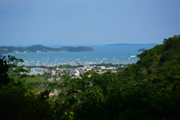 Vista Ciudad Turística Bahía Mar Con Yates — Foto de Stock