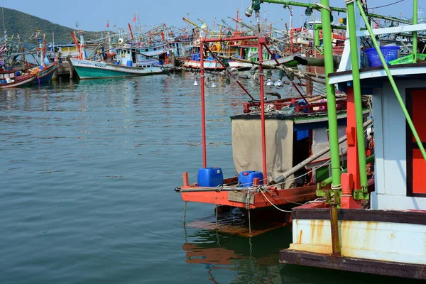 Hafen Mit Booten Asiatischer Stadt — Stockfoto