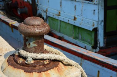 Asya 'da tekneleri olan liman