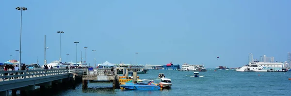 Bahía Mar Con Muchos Barcos Ciudad Pattaya Tailandia — Foto de Stock