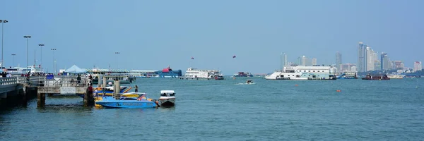 Морской Залив Многими Лодками Городе Паттайя Таиланд — стоковое фото