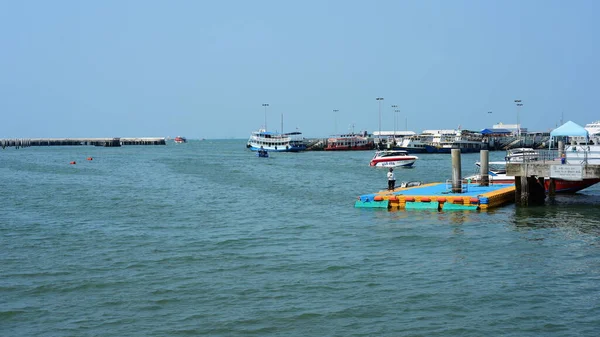 Baie Mer Avec Nombreux Bateaux Dans Ville Pattaya Thaïlande — Photo