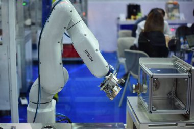 Yeni Makine Üreticileri İthalatçıları Ağır Sanayi Booth Endüstrisine Katılın