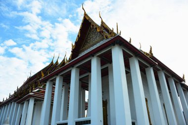 Tayland 'daki Thai tapınağı ve Buda heykeli