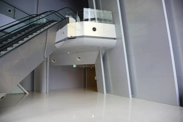 Escada Rolante Moderno Edifício Vazio — Fotografia de Stock