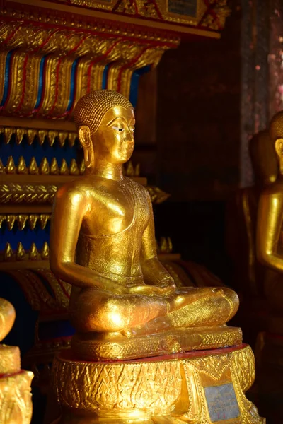 Estátua Buda Dourada Wat Pho Bangkok Tailândia — Fotografia de Stock