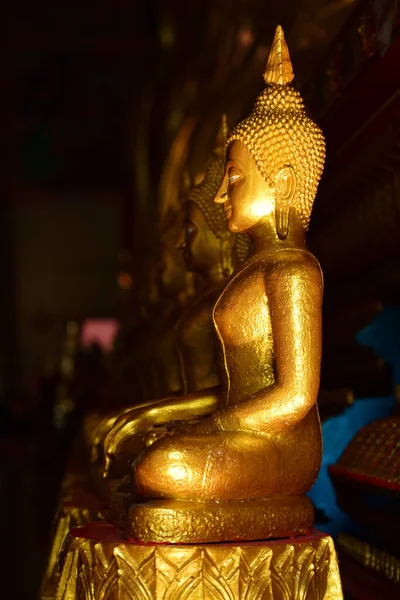 Estátua Buda Dourada Wat Pho Bangkok Tailândia — Fotografia de Stock