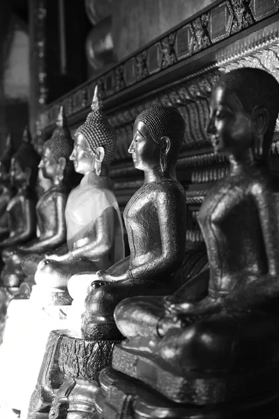 Άγαλμα Του Βούδα Στο Ναό — Φωτογραφία Αρχείου