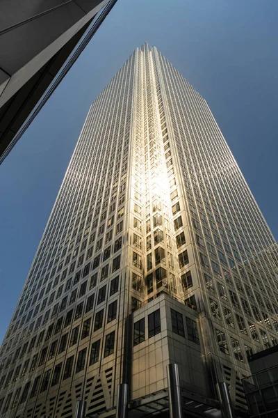 Modern City Skyscrapers Bright Sunlight Reflections — Stock Photo, Image