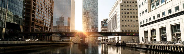 Londons Modern City Skyline Sunrise Canary Wharf Area — Fotografia de Stock