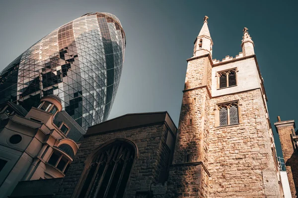 London Modern Skyline Old New Buildings Mixed Together —  Fotos de Stock