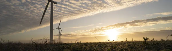 Three Commercial Wind Turbines Thick Fog Sunrise English Countryside Panoramic — Stock Photo, Image