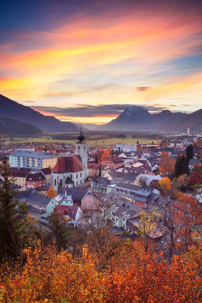 Liezen Austria Krajobraz Miasta Liezen Austria Piękny Jesienny Zachód Słońca — Zdjęcie stockowe