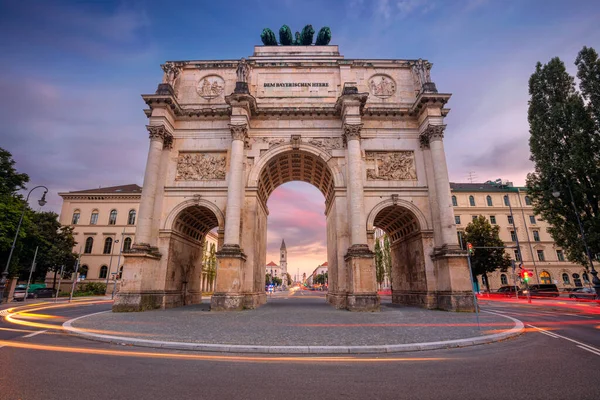 Munich Germany Cityscape Image Munich Bavaria Germany Siegestor Summer Sunset — Stock Photo, Image