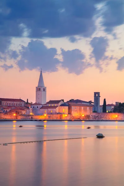 Porec Hırvatistan Hırvatistan Porec Kentinin Istrian Yarımadası Nda Yaz Günbatımında — Stok fotoğraf