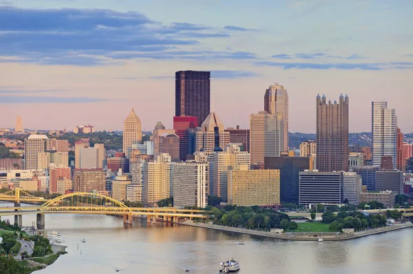 Linha do horizonte de Pittsburgh . — Fotografia de Stock