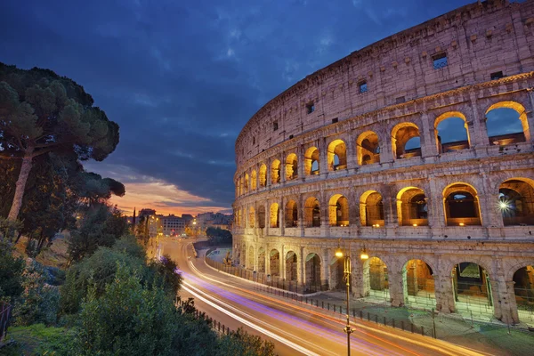Colosseum in rome. — Stockfoto