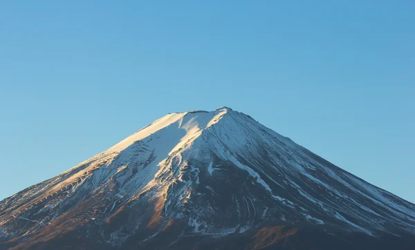 MT fuji primo piano su cielo blu — Foto Stock