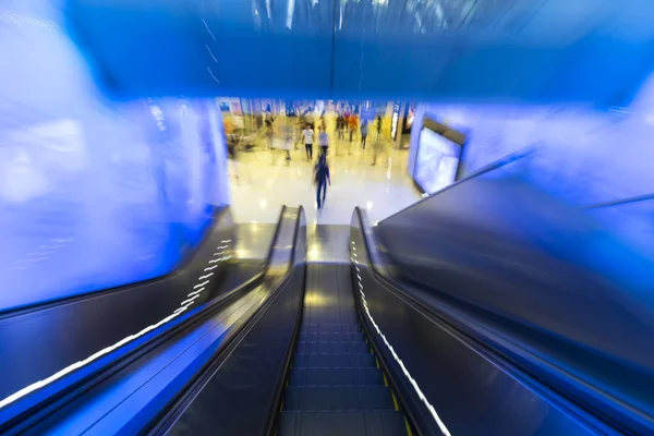 Motion down of escalator in department store — Stock Photo, Image