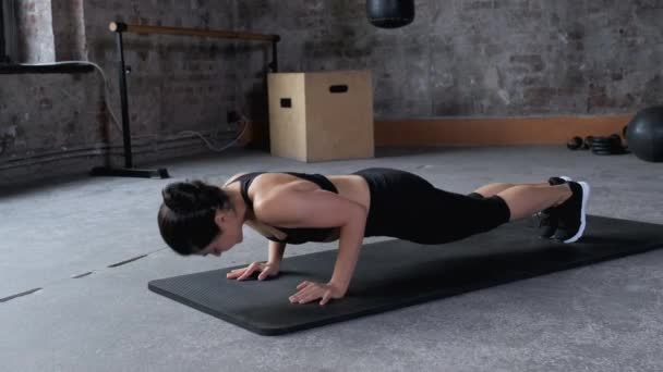 Athletic Beautiful Woman Does Push Ups Dark Workout Gym — Stock Video