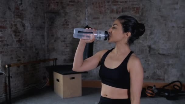 Athletic Indian Girl Drinks Bottle Water Woman Gym Enjoying Fresh — Wideo stockowe