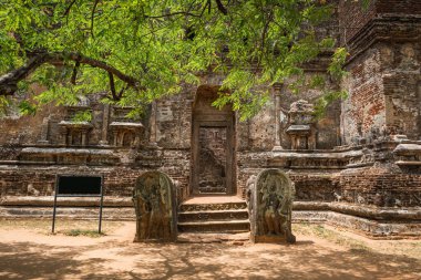 Ancient City of Polonnaruwa. Buddha statue at Lankatilaka Gedige. Sri Lanka, Asia.