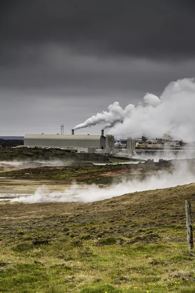 Isländisches Geothermie-Kraftwerk — Stockfoto