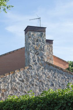 Bacalı taş duvarlar.