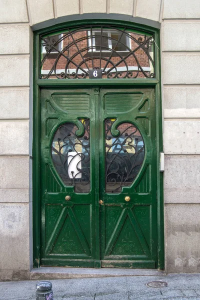 Porte Entrée Bois Vert Style Art Nouveau Madrid Espagne — Photo
