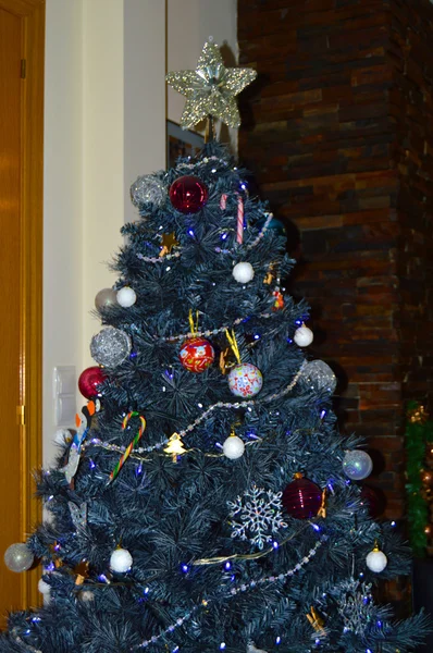 Το χριστουγεννιάτικο δέντρο — Φωτογραφία Αρχείου