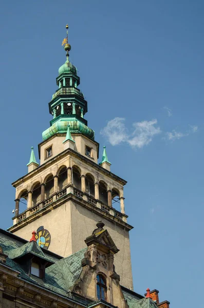 Torre Câmara Municipal Com Relógio Klodzko Baixa Silésia Polónia — Fotografia de Stock