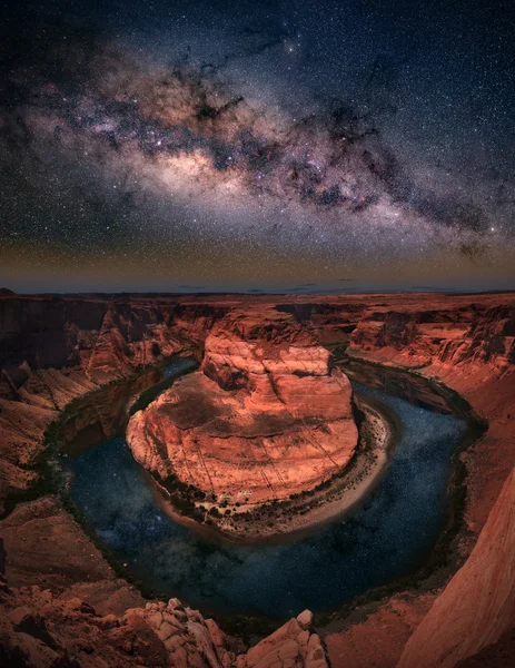 Horseshoe bend s milkyway — Stock fotografie