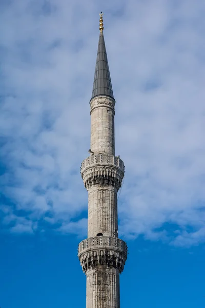 Blue Mosque minaret, Istanbul, Turkey — Stock Photo, Image