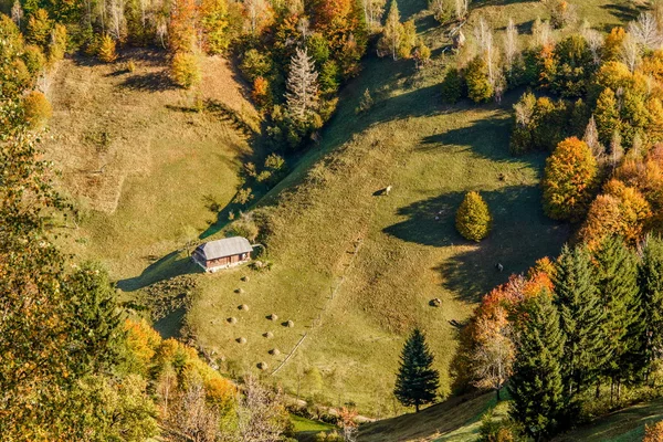 Landschaft in einem rumänischen Dorf — Stockfoto