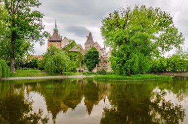 Vadjahunyad kaleye göl, Budapeşte, Macaristan