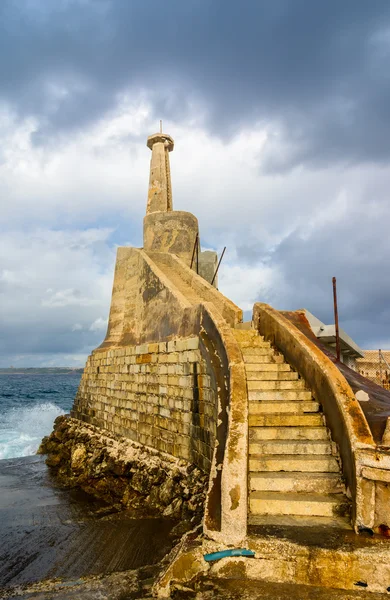 Старий маяк на Мальті — стокове фото