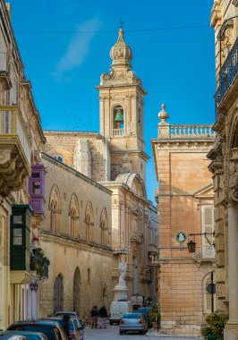 Mdina içinde Malta dar sokak