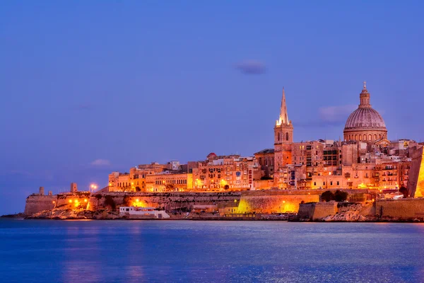 Valetta de noite, Malta — Fotografia de Stock